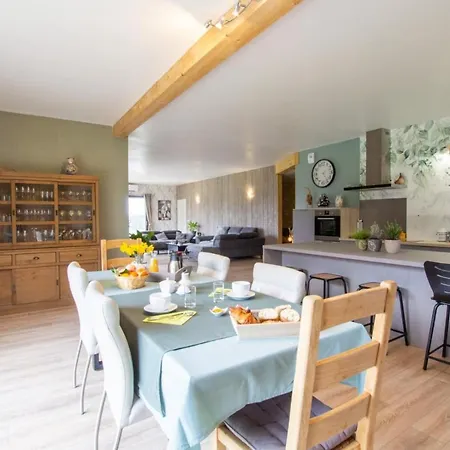 D'hotes Les Silex Bed & Breakfast Plazac